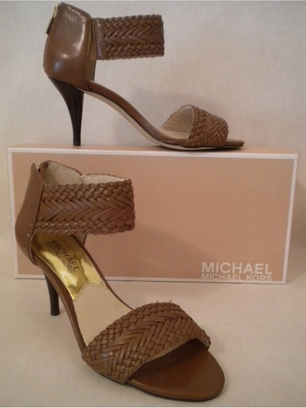 Michael Kors Juniper Dark Walnut Sandals size 9 NIB